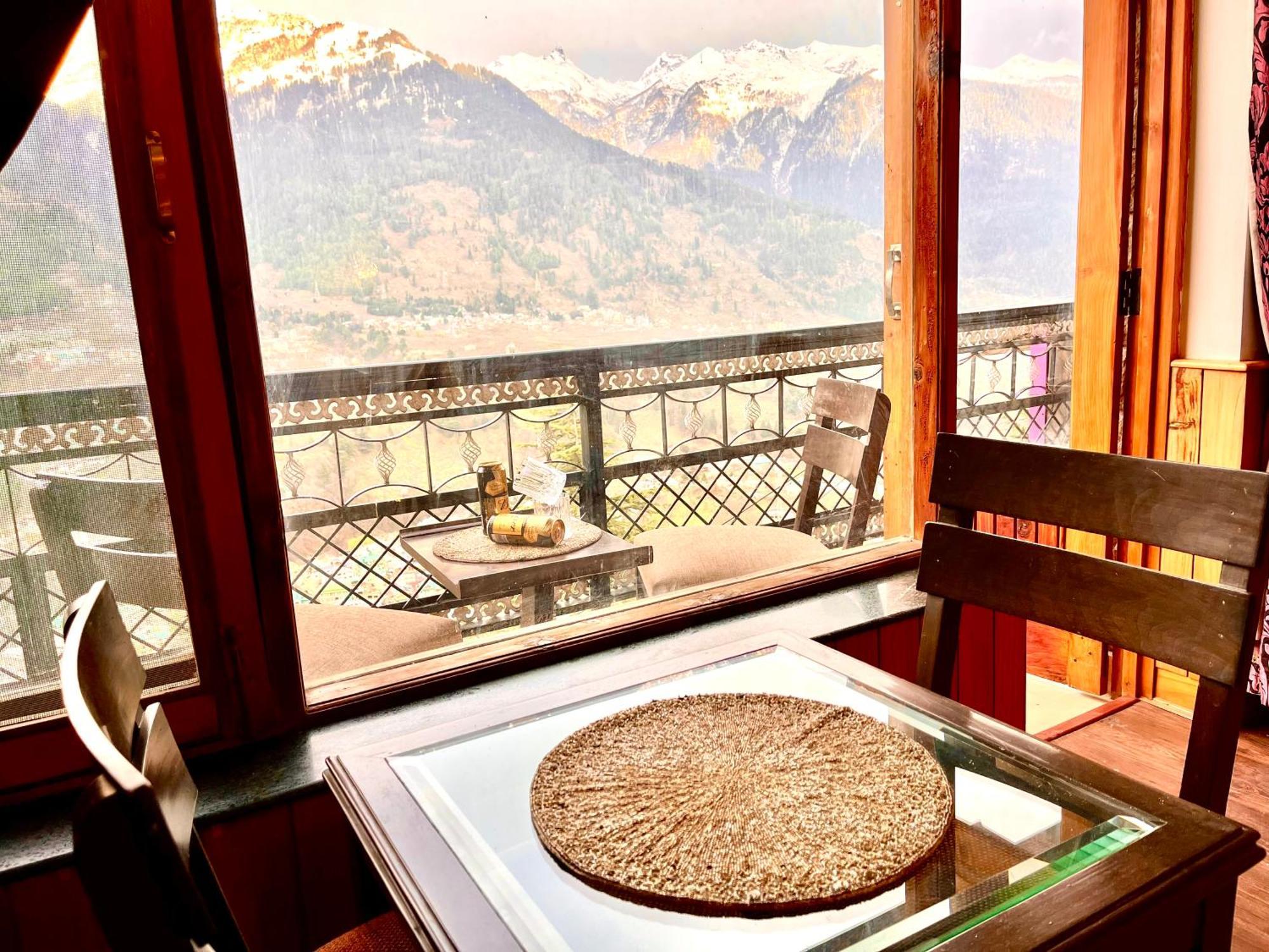 The Manu Emerald # Farmhouse # Top Selling Cottage In Manali # Peaceful Heritage Cozy Stay # Lawn With Bonfire # Most Awarded 외부 사진