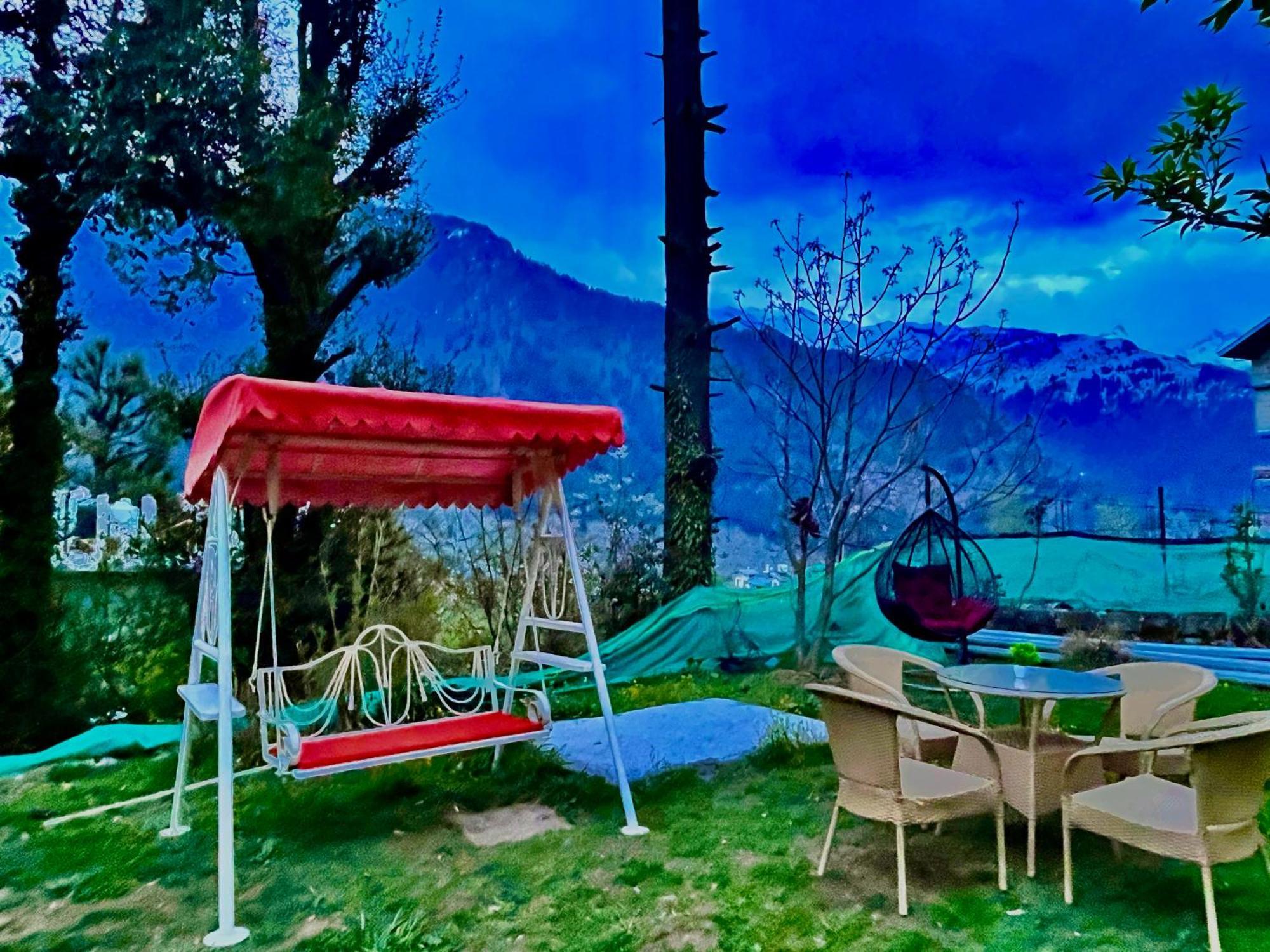 The Manu Emerald # Farmhouse # Top Selling Cottage In Manali # Peaceful Heritage Cozy Stay # Lawn With Bonfire # Most Awarded 외부 사진