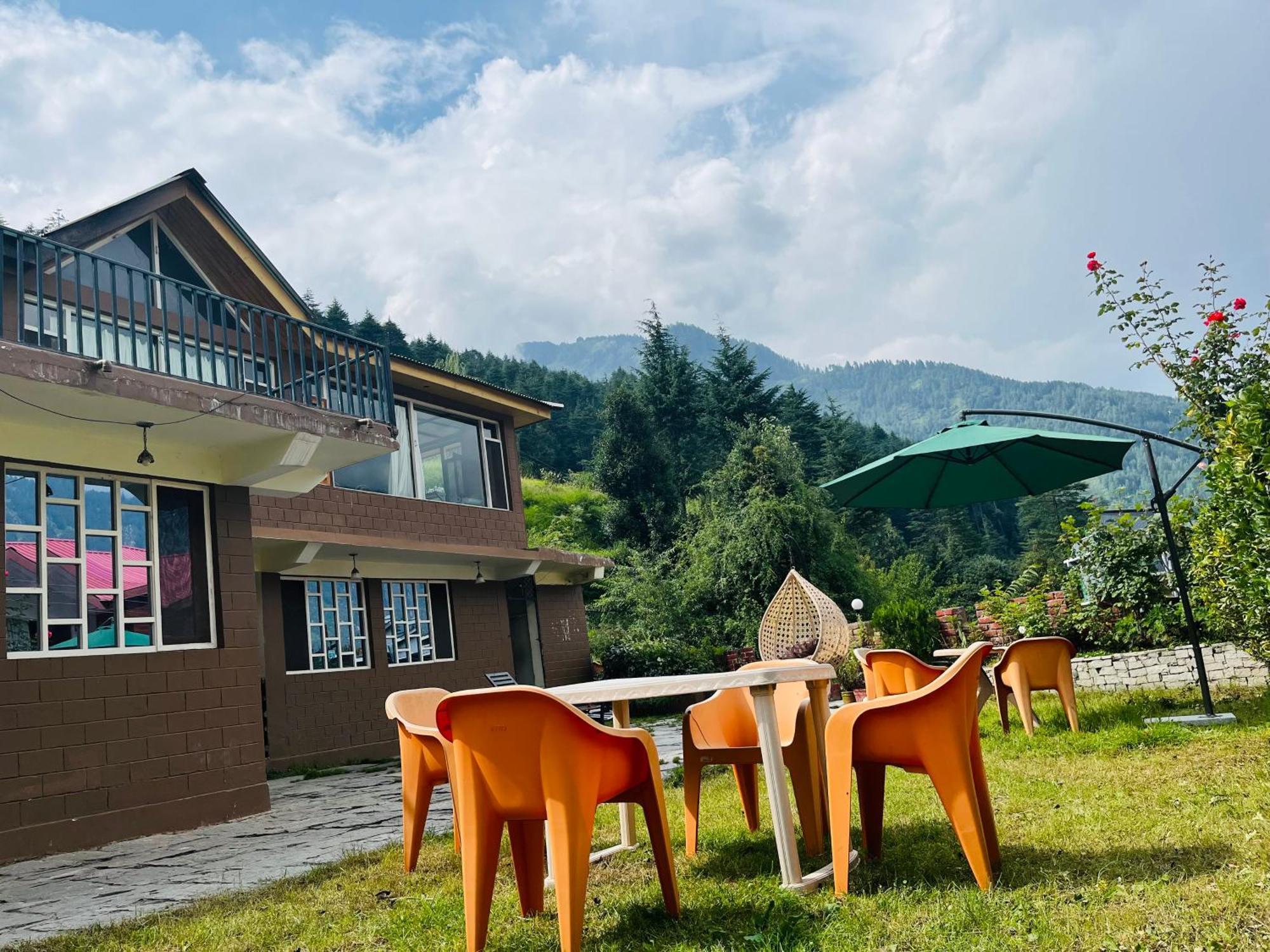 The Manu Emerald # Farmhouse # Top Selling Cottage In Manali # Peaceful Heritage Cozy Stay # Lawn With Bonfire # Most Awarded 외부 사진