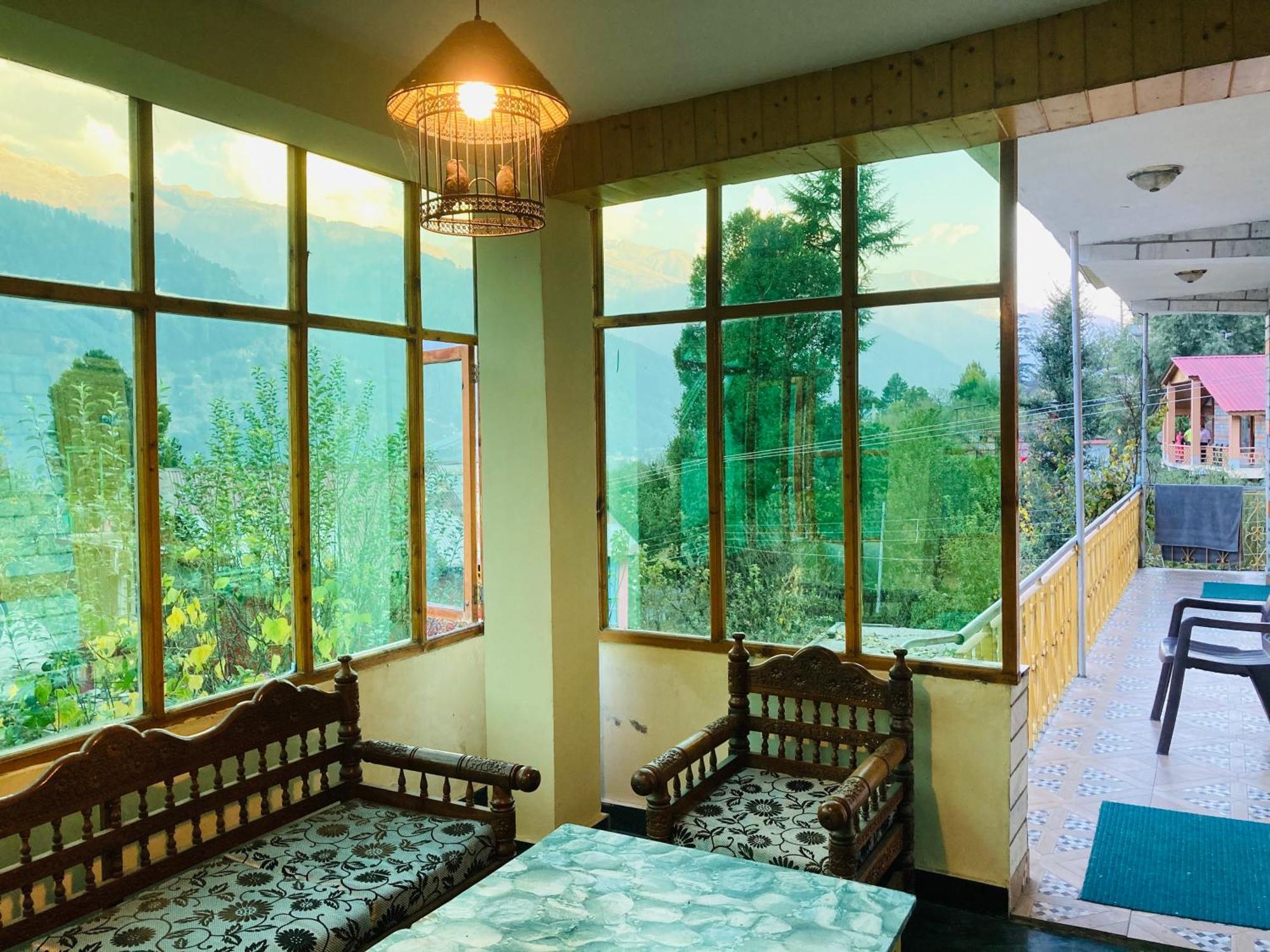 The Manu Emerald # Farmhouse # Top Selling Cottage In Manali # Peaceful Heritage Cozy Stay # Lawn With Bonfire # Most Awarded 외부 사진